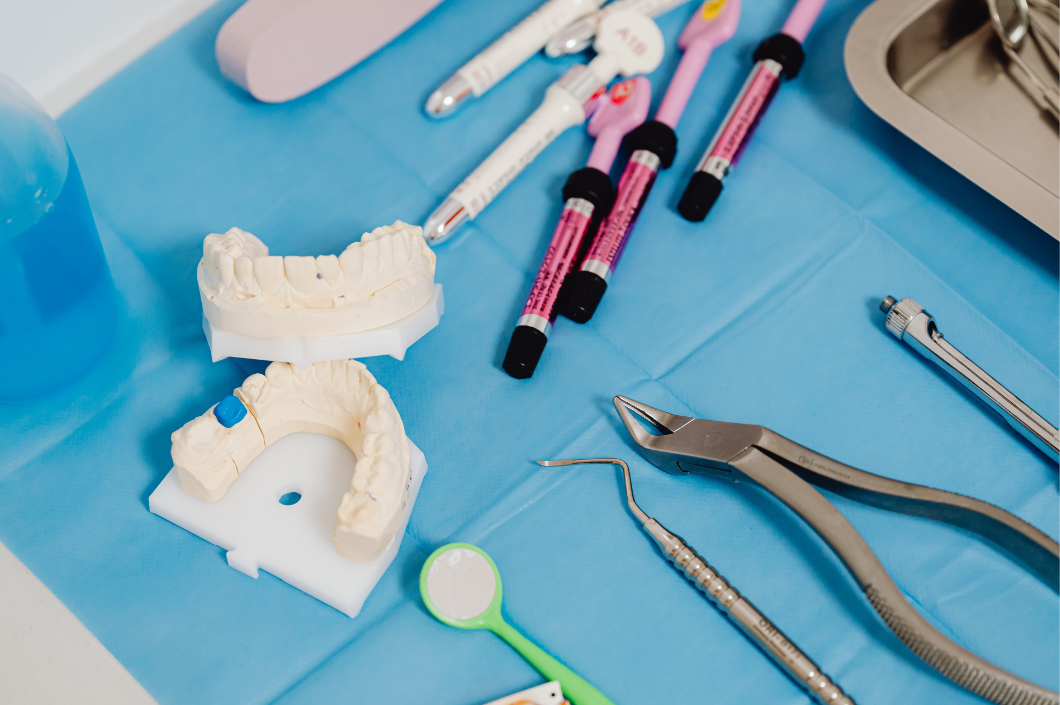Servicios Dentales en Dental World Cartagena: Su sonrisa es nuestra alegría